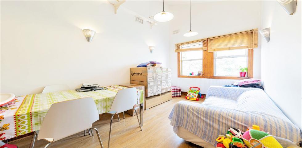 Modern Apartment Acland Road, Willesden Green